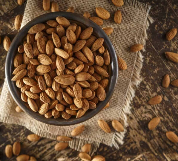 Top 10 Amazing Benefits Of Almonds